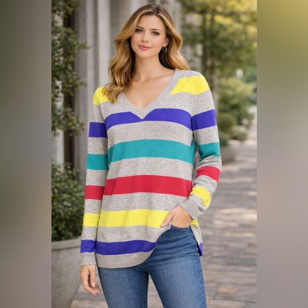 RUE21 - V Neck Multicolor Striped Sweater - Size S